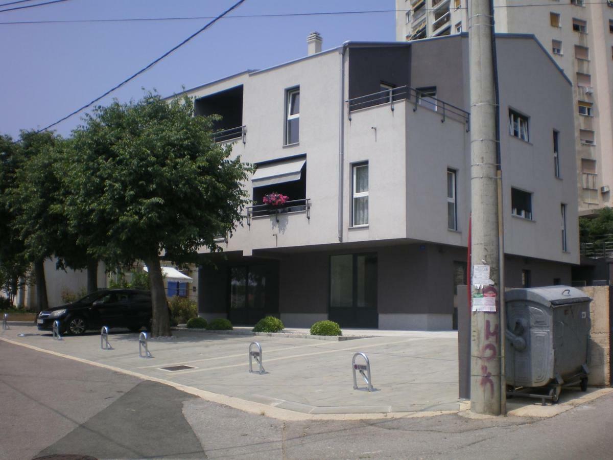 Jasmina Apartament *